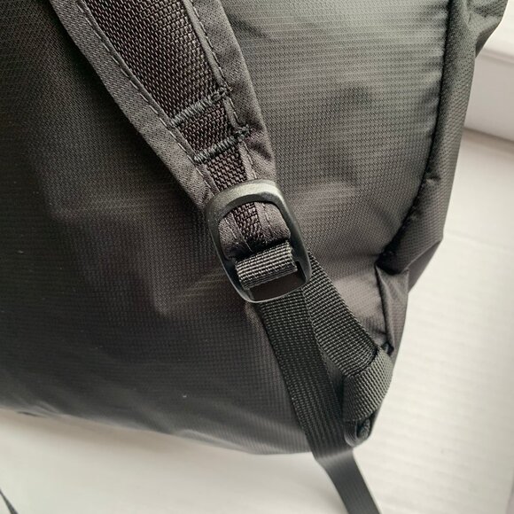 Arc'teryx Heliad 15 Backpack - Black - Picture 9 of 13